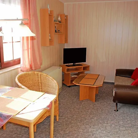 Апартаменты Ferienwohnung An Der Deichwiese Лоббе