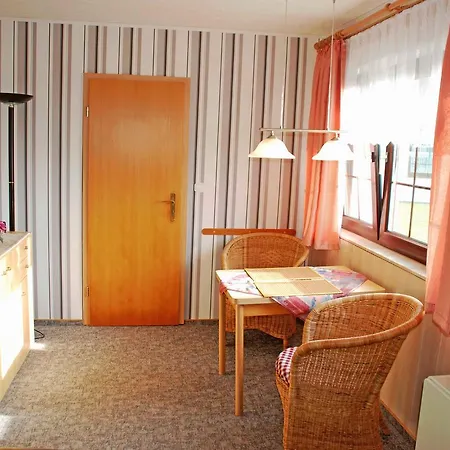 Ferienwohnung An Der Deichwiese Апартаменты Лоббе